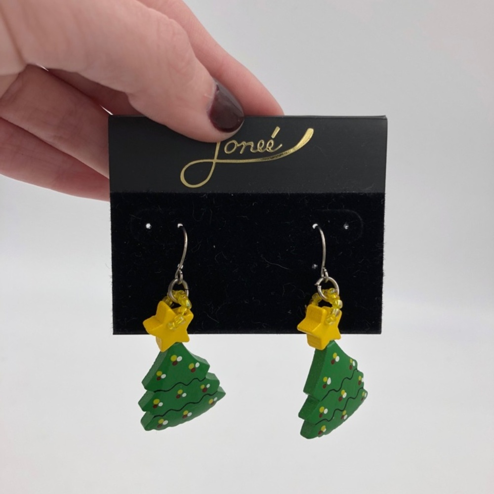 Jonee Christmas Tree Earrings NWT
